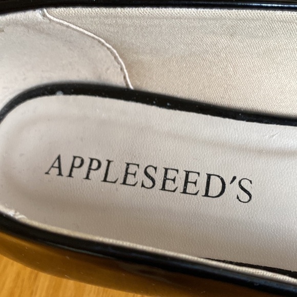 APPLESEED Patent Leather (manmade materials) Black peep toe wedge heel. Size 9.5 - Picture 4 of 5